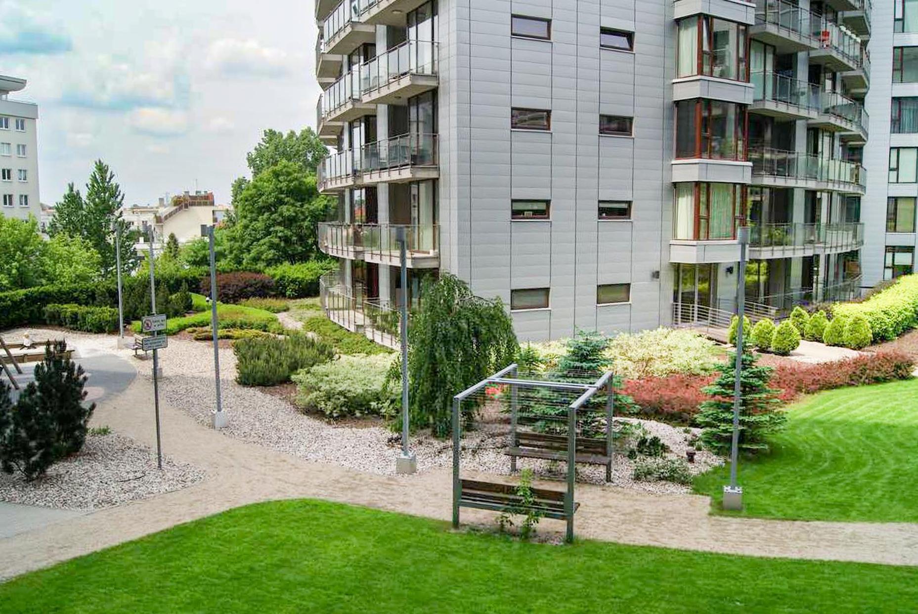 Triton Apartments Varsovie Extérieur photo